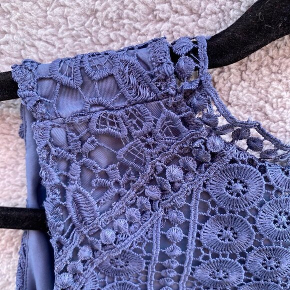 Abercrombie & Fitch Blue Lace Crochet Crop Tank Top Shirt Sz Medium - Picture 4 of 8
